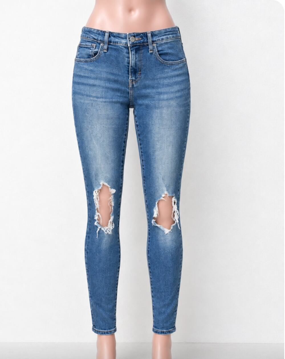 Levi’s 721 High Rise Skinny Jeans Size 25 Distressed Knees